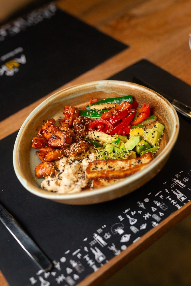 Amka Poke Bowl